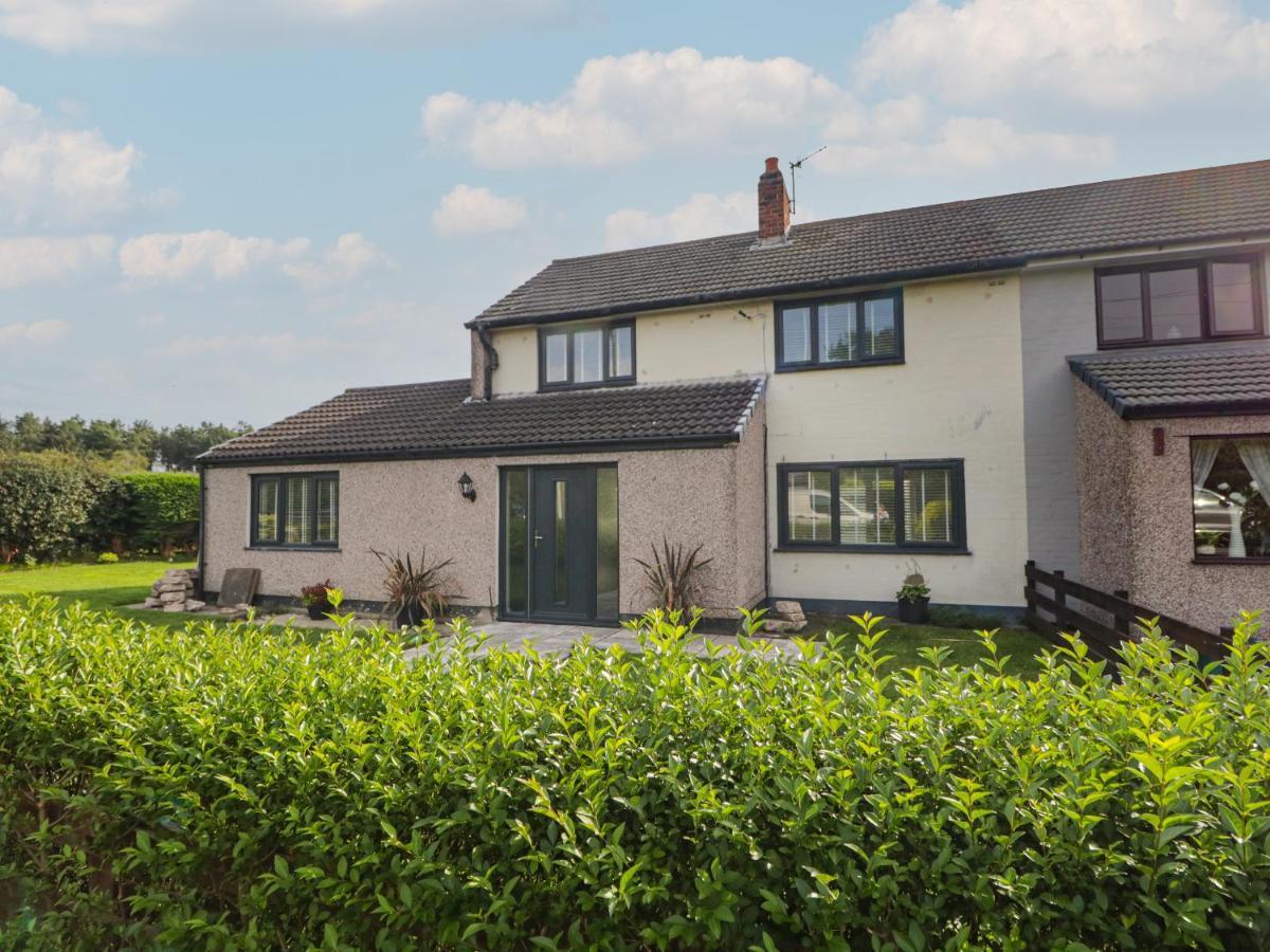 Villa 26 Hycemoor Way Millom Esterno foto